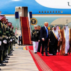 Trump llega a Riad.