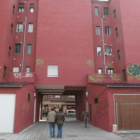 Aspecto de la fachada grafiteada en la plaza Interior.