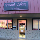 Entrada de la pastelería Sweet Cakes, cuyso propietarios han sido multados con 124.000 euros por negarse a hacer un pastel para una boda gay.