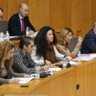Abajo, los cinco ediles del PP en el Ayuntamiento de San Andrés. JESÚS