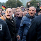 Manifestantes del partido de extrema derecha Alternativa para Alemania (AfD) en Chemnitz.