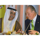 El rey, con con el viceprimer ministro kuwaití