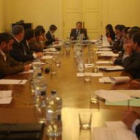 El subdelegado del Gobierno en León, Francisco Álvarez, presidió ayer la reunión de la comisión de a
