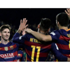 El Barça se agarra a su tridente ofensivo para ganar los cuatro partidos que tiene por delante entre Liga y Copa. ALBERTO ESTÉVEZ