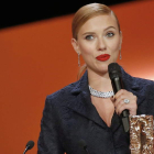 Scarlett Johansson, tras recibir el premio honorífico en la gala anual de los premios Cesar, el pasado febrero.