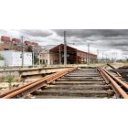 La vieja estación seguirá inutilizada y tan sólo servirá para que bajo las antiguas vías se abra la trinchera por la que discurrirá la nueva traza.