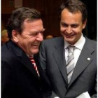 Schroeder y Zapatero, en una imagen de archivo, en una cumbre de la UE