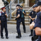 Agentes de la Policía Nacional, la Guardia Civil y los Mossos dEsquadra.
