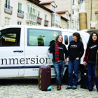 La furgoneta de «Inmersiones» con Miriam Isasi, Ana Valedolivas, Anabel Quincoces e Isabel Álvarez