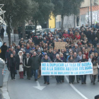 La manifestación convocada por el Partido Regionalista del Bierzo en Ponferrada contra la subida de tasas del agua y la basura. L. DE LA MATA