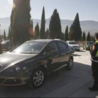 Los agentes de la policía local, controlarán el tráfico hacia el cementerio ponferradino.