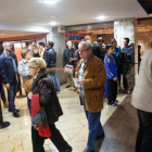 Espectadores en las taquillas de los cines Palafox en la fiesta del cine celebrada el pasado octubre.