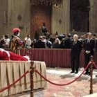 Moratinos, Zapatero y Rajoy presentan sus respetos al Papa en la capilla ardiente