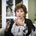Isabel Allende, en una visita en Madrid para presentar ‘El amante japonés’.