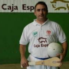 Pedro de la Rosa saluda al acabar los entrenamientos en Jerez