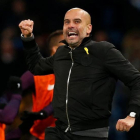 Pep Guardiola celebra la victoria del Manchester sobre el Southampton.