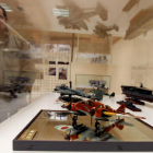 Conjunto de aviones a escala de la exposición de dioramas y modelismo, ayer en Toral.