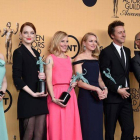 El reparto de 'Birdman'. De izquierda a derecha, Andrea Riseborough, Emma Stone, Amy Ryan, Naomi Watts, Edward Norton, y  Michael Keaton.