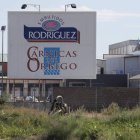 Instalaciones de Embutidos Rodríguez en Soto de la Vega. JESÚS