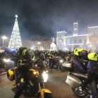 Los moteros participantes en la edición del año pasado en la plaza Mayor de Valladolid. R. GARCÍA