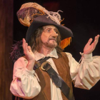 El actor José Luis Gil en el papel protagonista de ‘Cyrano de Bergerac’. AYUNTAMIENTO DE ALMERÍA