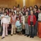 Los componenentes de la coral de Antonio Valbuena recibieron felicitaciones en el consistorio