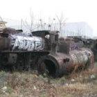 Las viejas locomotoras de la MSP están abandonadas en el barrio de La Placa