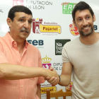 El presidente quiere que Vázquez siga en el club. L. DE LA MATA