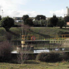 Actuales instalaciones de la depuradora de La Bañeza, donde se llevará a cabo la ampliación.