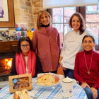 María Jesús, Gloria y Carmen Cuesta Bajo, con Ana Suaña, hija de Carmen. ABEL LOBATO
