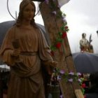 La imagen de Santa Bárbara fue trasladada desde el Santuario hasta la estatua del minero