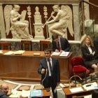 El primer ministro francés Manuel Valls, en la Asamblea de parís, este martes.