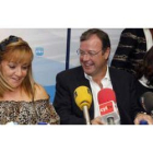 Isabel Carrasco y Antonio Silván, en la sede del PP de León, durante el repaso a los presupuestos de