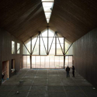 Imagen de las obras actualmente; derecha, infografía del edificio realizada por el estudio de arquitectos; y abajo, vista exterior del museo.