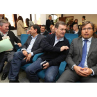 Los alcaldes del Bierzo y la alcaldesa de Villablino acudieron ayer a la recepción de las ayudas de la institución provincial.