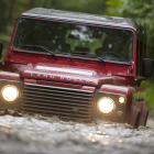 Casi cinco décadas en el papel de todoterreno ‘puro y duro’; ninguno como el Defender ha representado tanto, y tan bien, el espíritu de Land Rover.