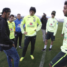 Neymar ha llegado a la concentración de Brasil para arropar a sus compañeros.