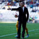 Carlos Terrazas espera que su equipo siga por la línea de los últimos partidos. L. DE LA MATA