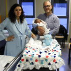 Natalia Gutiérrez y Jaime Carballo, de los primeros hombres que disfrutarán del permiso de paternidad de cuatro semanas. MARCIANO