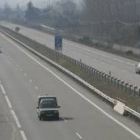 Imagen del tramo de autovía entre Cubillos y Toreno, que forma parte del eje Ponferrada-La Espina