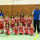 Formación del equipo prebenjamín del Baloncesto Femenino León.