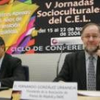 El presidente del Círculo Empresarial Leonés, Domingo Fuertes, junto a Fernando González Urbaneja