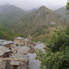 El Valle del Silencio y la iglesia de Peñalba, corazón de La Tebaida. L. DE LA MATA