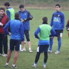 Toñín y Nistal dirigieron la sesión de entrenamiento de ayer en Compostilla.