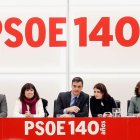 Pedro Sánchez preside la reunión de la Comisión Permanente de la Ejecutiva Federal, ayer.