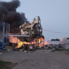 Una terminal de grano dañada en una empresa agrícola en la región de Odesa. UKRAINE’S OPERATIONAL COMMAND
