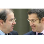 Juan Vicente Herrera y Alberto Núñez Feijóo, tras su entrevista.