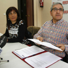Humi Rey y García del Río explicaron ayer la reestructuración de la plantilla. FERNANDO OTERO