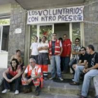 El plante de Cruz Roja comenzó el jueves y por el momento no hay solución desde León al asunto
