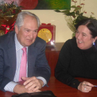 Guillermo García y Ana Luisa Durán, en la reunión de ayer.